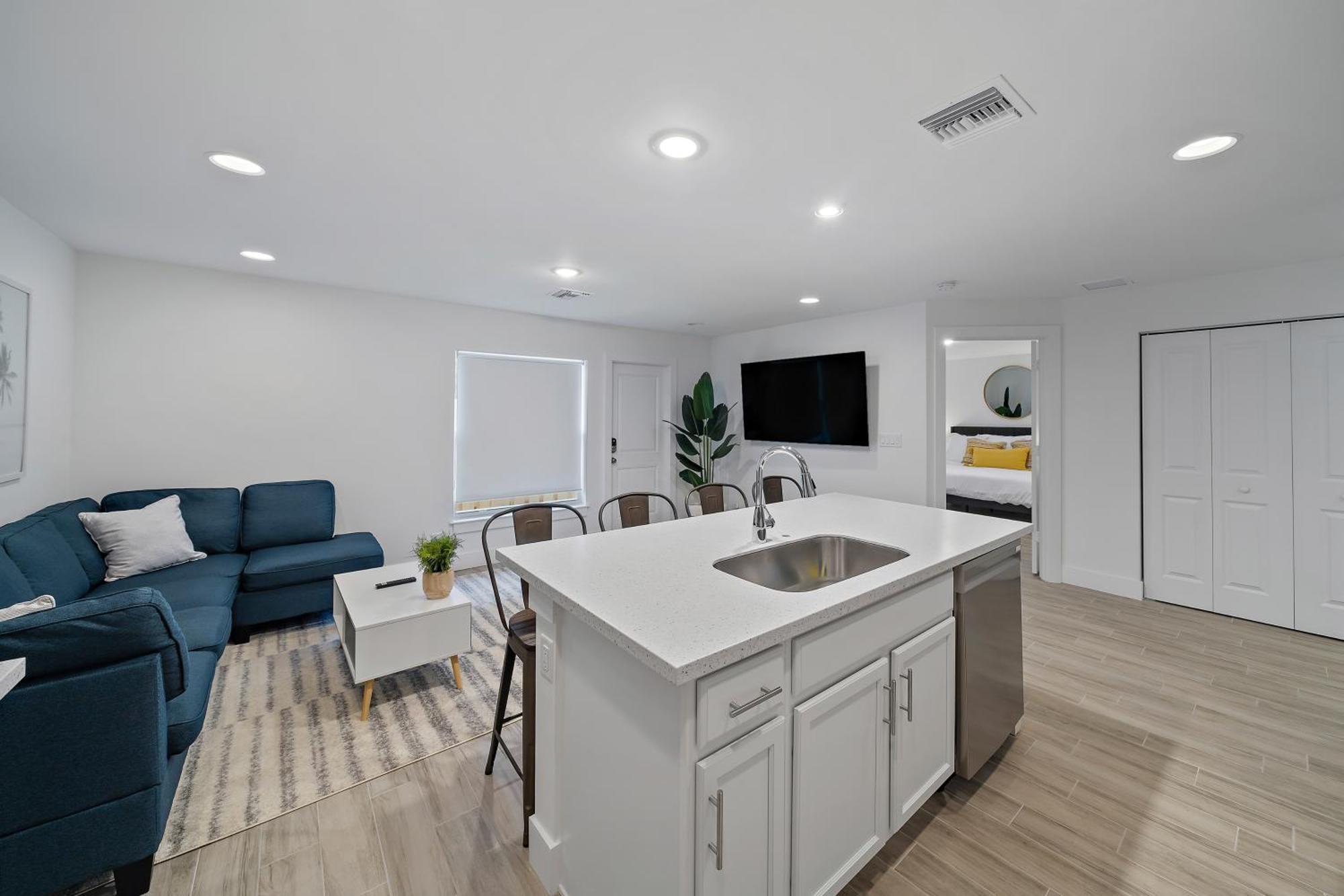 וסט פאלם ביץ' New Construction Home 10 To Beach 5 To Downtown מראה חיצוני תמונה