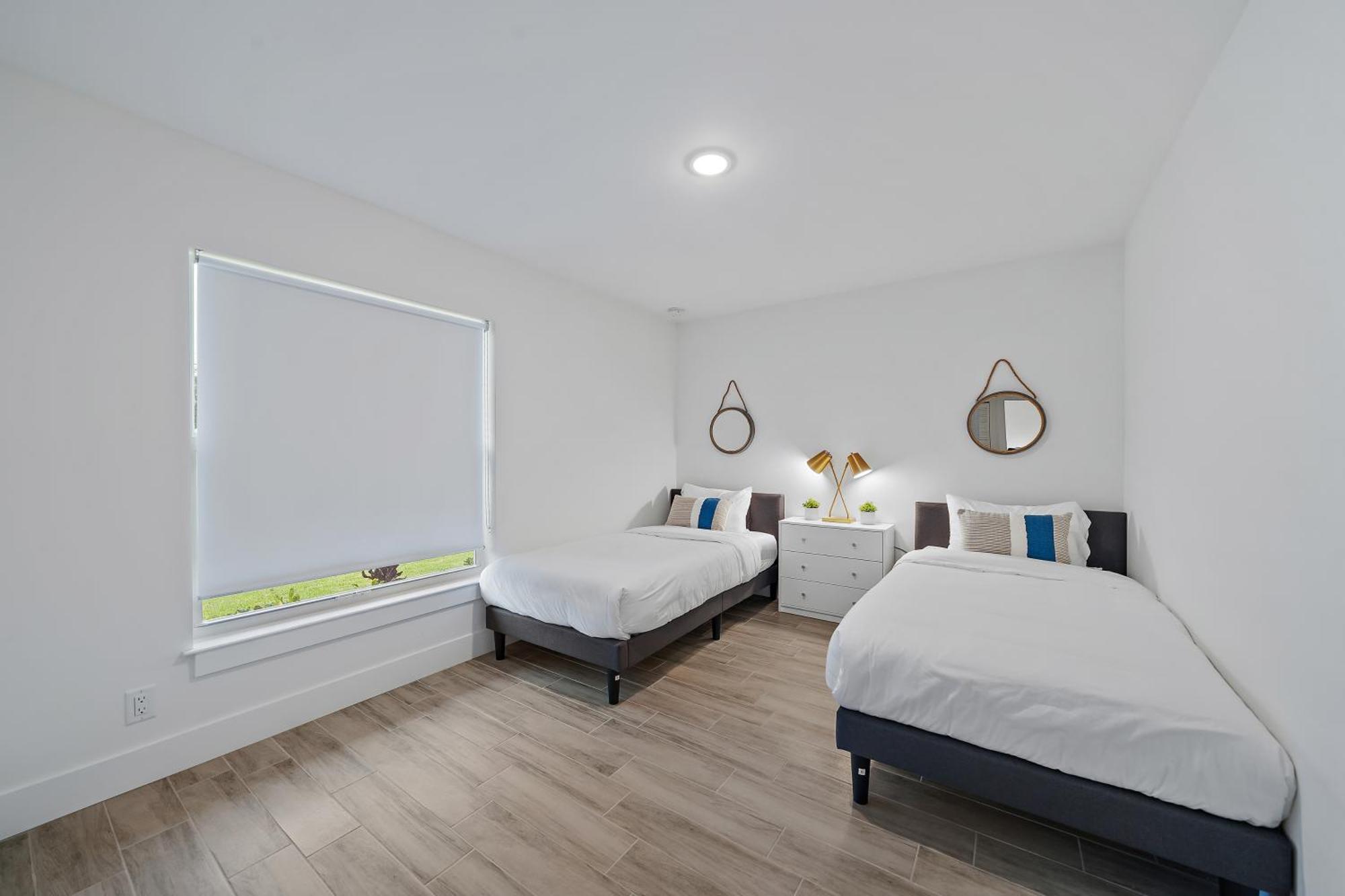 וסט פאלם ביץ' New Construction Home 10 To Beach 5 To Downtown מראה חיצוני תמונה